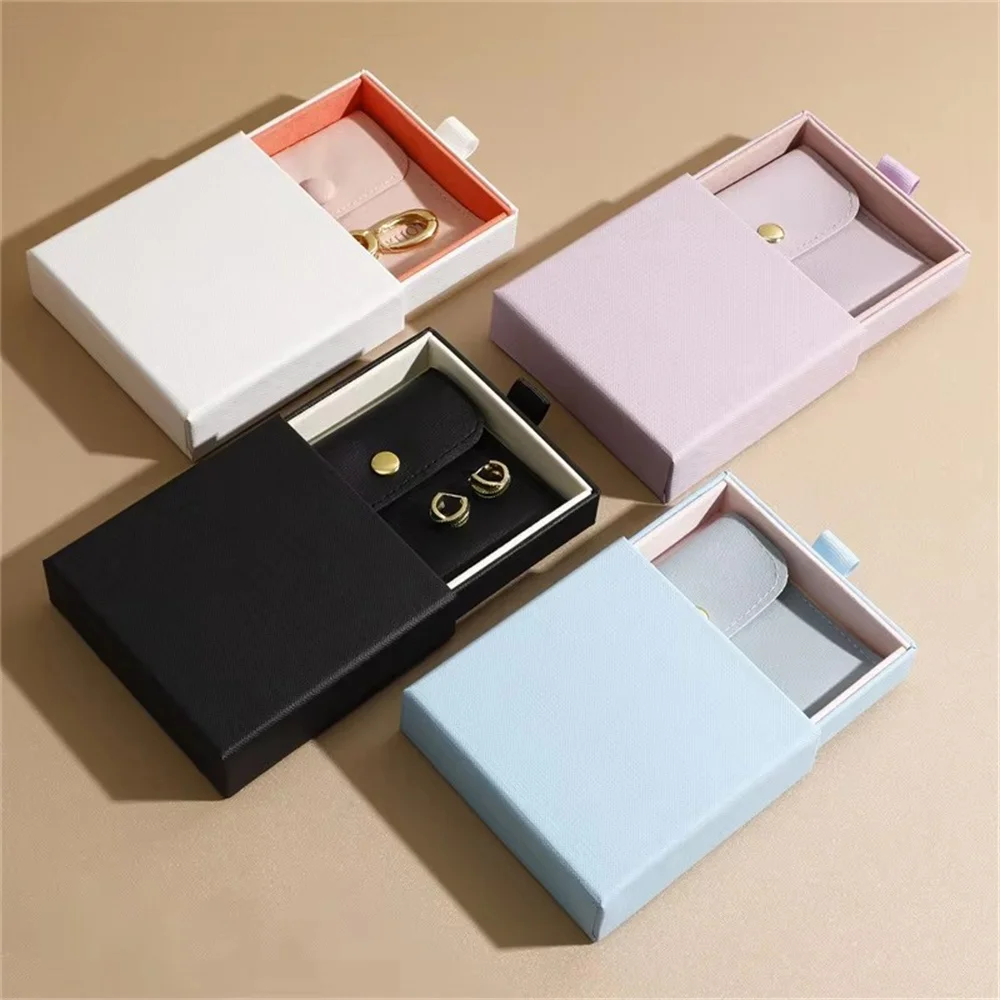 Upgraded white paper jewelry box packaging for fine jewelry rings necklaces bracelets with velvet insert