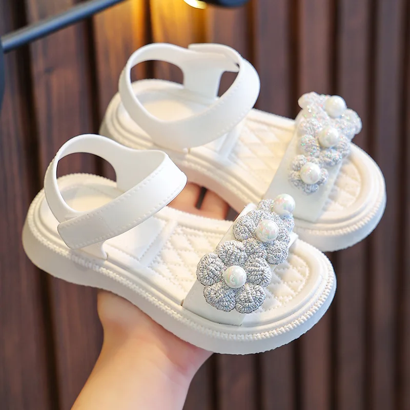 

Girls Sandals 2023 Summer New Cute Flower Pearl Children's Soft Bottom Princess Breathable Children's Beach Sandals 2-10 Years