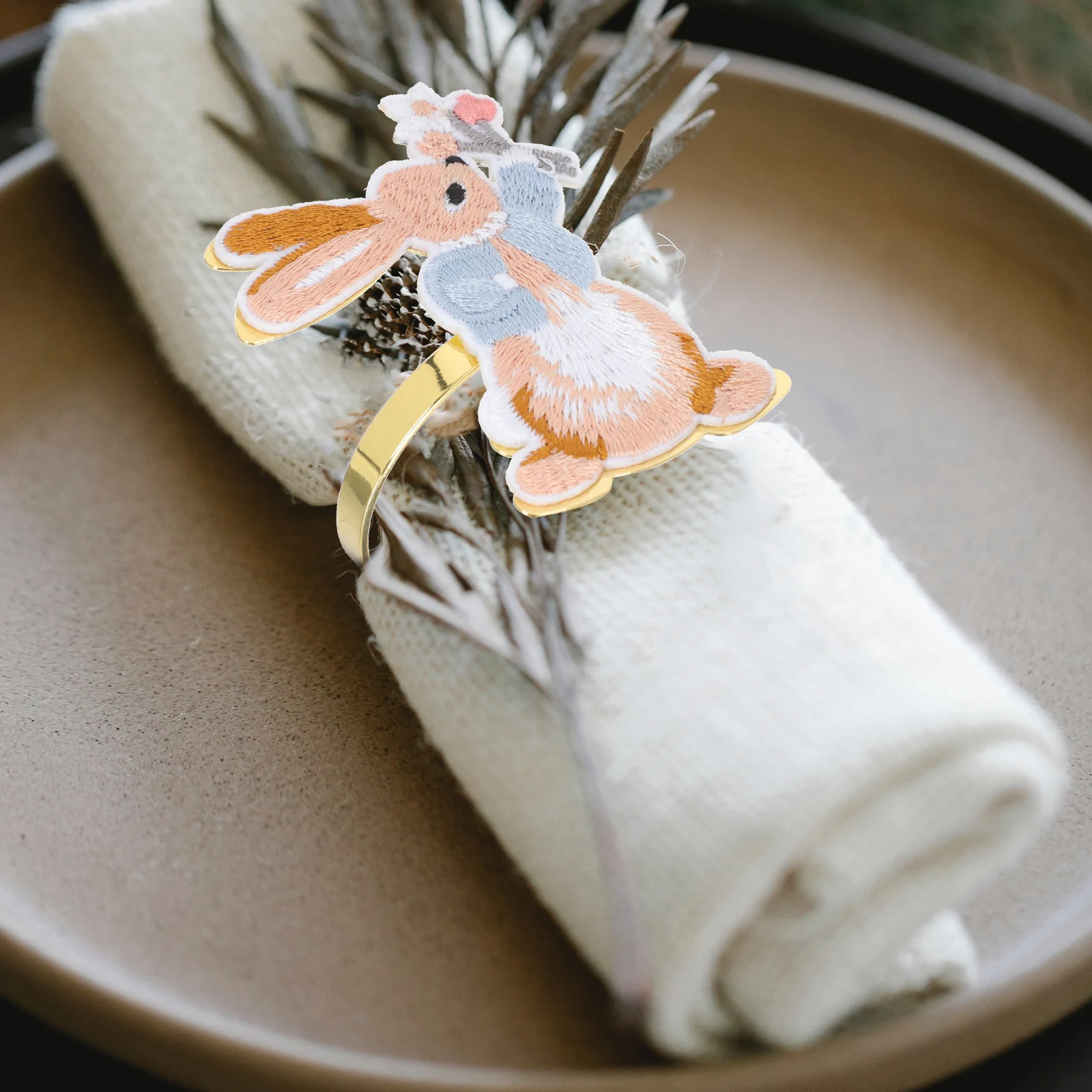 

6 Pcs Napkin Rings Mushroom Shaped Alloy Material Easter Party Wedding Holiday Decorations Banquet Napkins Holder Tableware