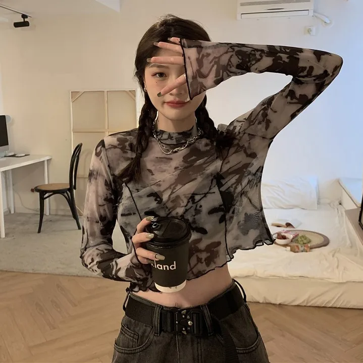 Ice Silk Thin Sun Protection Clothing Women Summer Long Sleeve Cover up Short Dyeing T-Shirt Upper Transparent Base Shirt