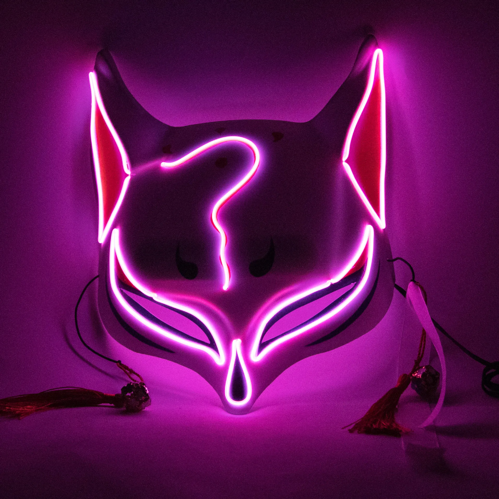 New Jittery Net Red Fox Mask LED Luminous Mask Fluorescent Atmosphere Props Fox Mask Wholesale Mardi Gras Mask