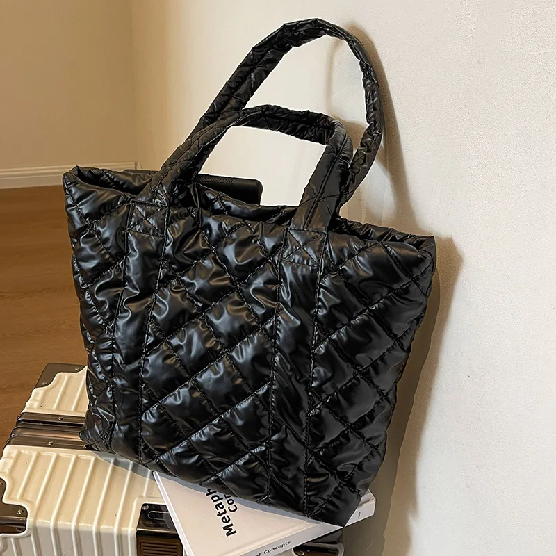 

Large Capacity Nylon Womens Bag 2024 Luxury Designer Lattice Shoulder Bag Ladies Commuter Travel Shopping Bags Purse Handbags