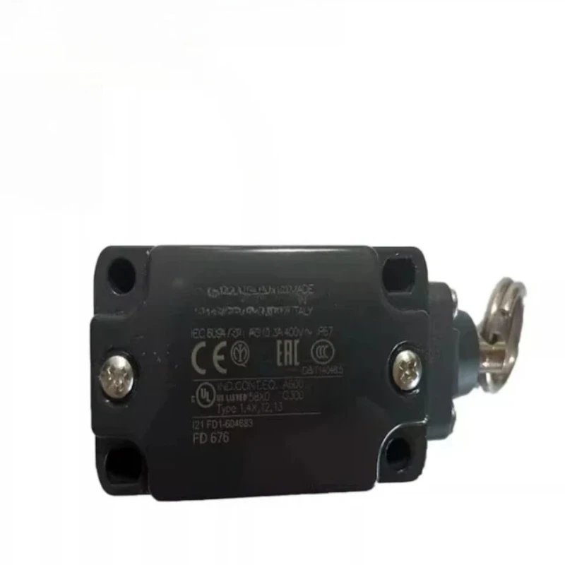 

Mechanical stroke limit switch FD 676 can be sent on the same day