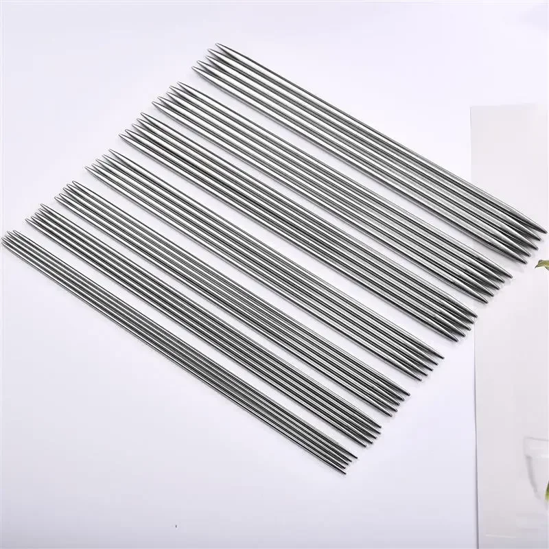 

5PCS 20CM Stainless Steel Knitting Needles Set Tool 2-5MM Double Pointed Straight Knitting Needles for Sweaters Knitting Project