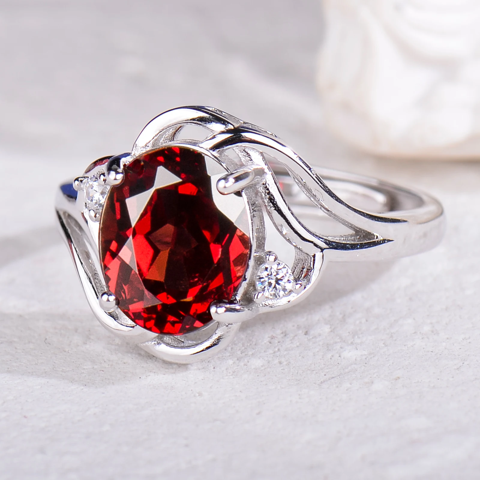 

925 Silver Natural Garnet Ring, Suitable for Women, Women's Ring, Adjustable, Elegant, Fashionable, Luxurious, Stylish, High-End, Festive Gift, Valentine's Day Gift, Mother's Day Gift, Gift for Loved Ones, Birthday Gift, Christmas Gift Thanksgiving Gift