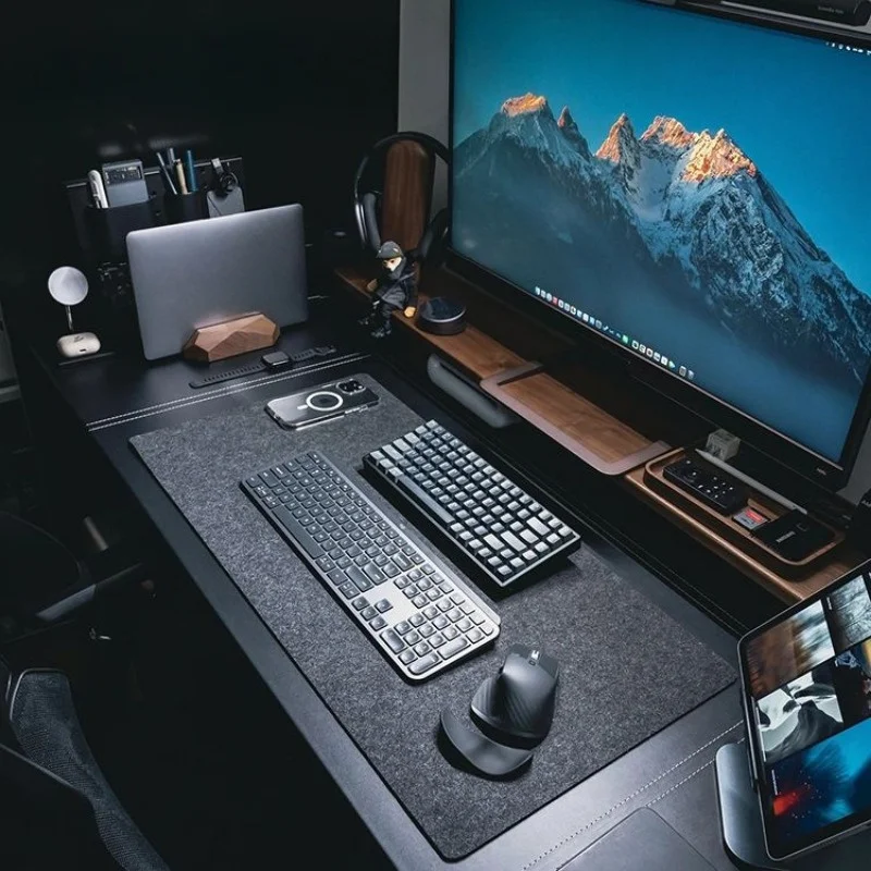 Extra-Large Premium Felt Mouse Pad for Gaming and Office - Anti-Slip, Durable Polyester Desk Mat