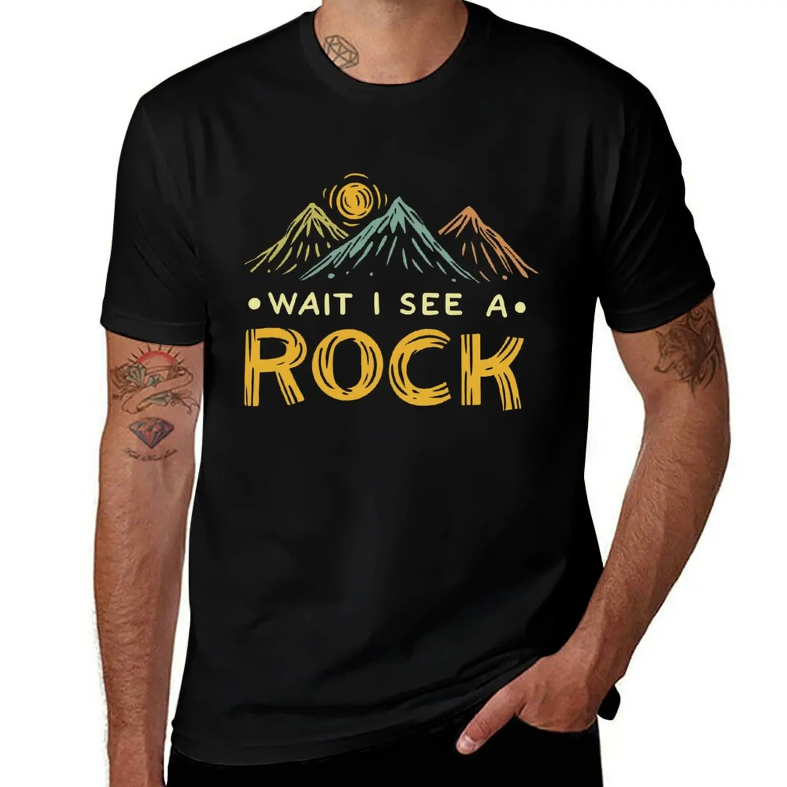Geology Geologist Rockhound Rockhounding Retro T-Shirt Plus Size Loose Fit T-Shirt