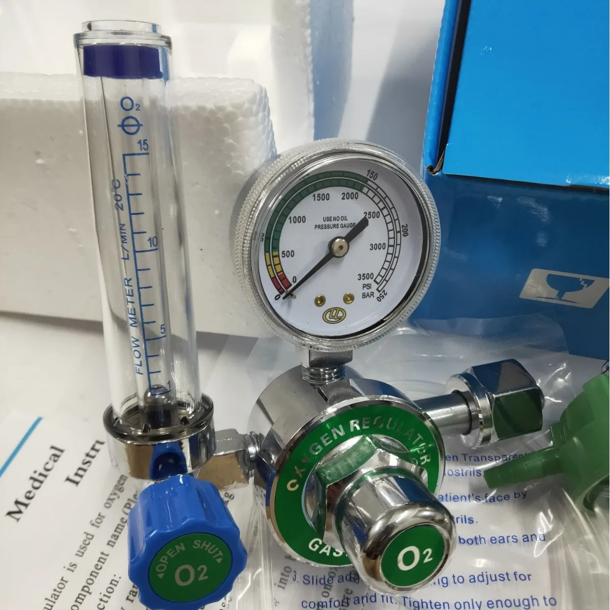 YQ-02 Oxygen Inhaler Outlet Pressure Reducer Gauge Pressure Gauge Oxygen Valve