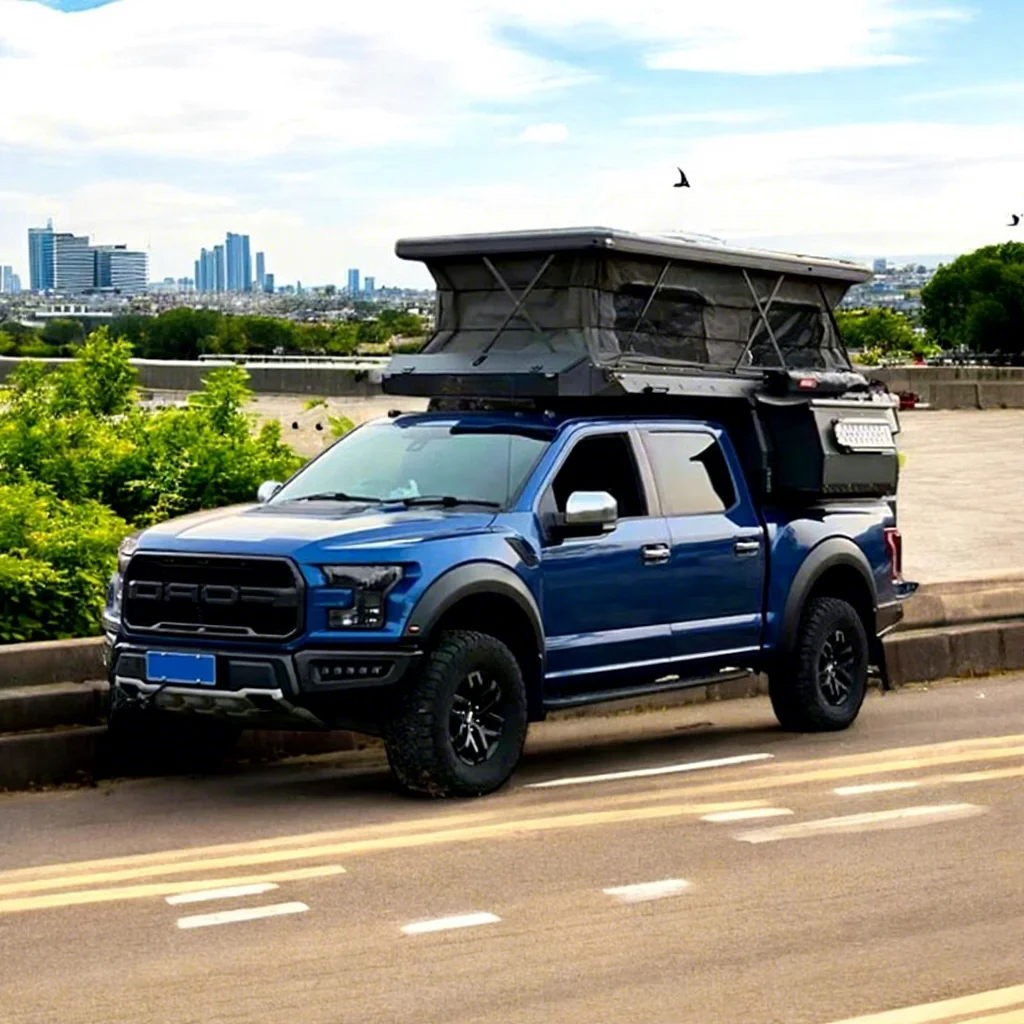 Qc Camper Back Offr… - image