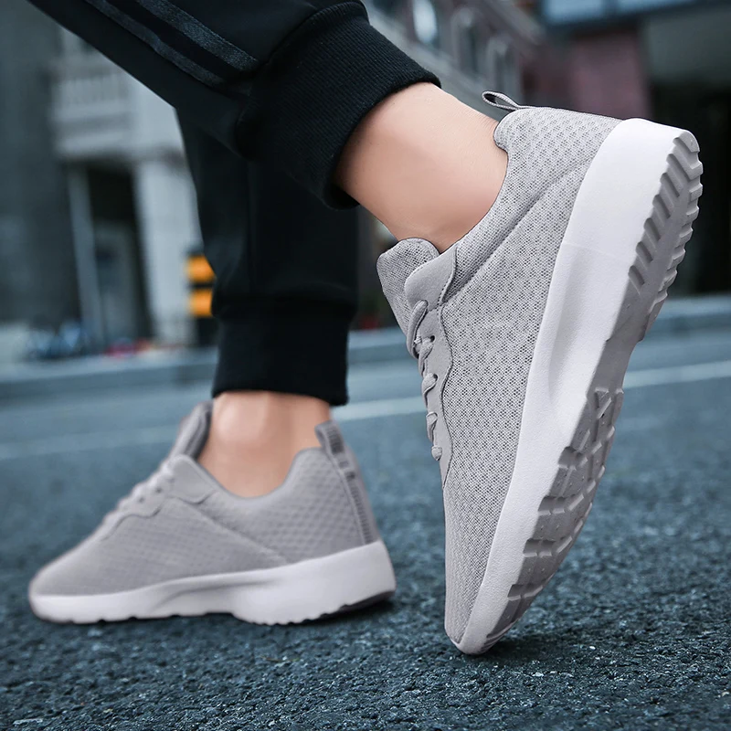 Men Casual Sport Shoes Breathable Lightweight Sneakers Outdoor Mesh Black Running Shoes Athletic Jogging Tenis Walking Shoes 48