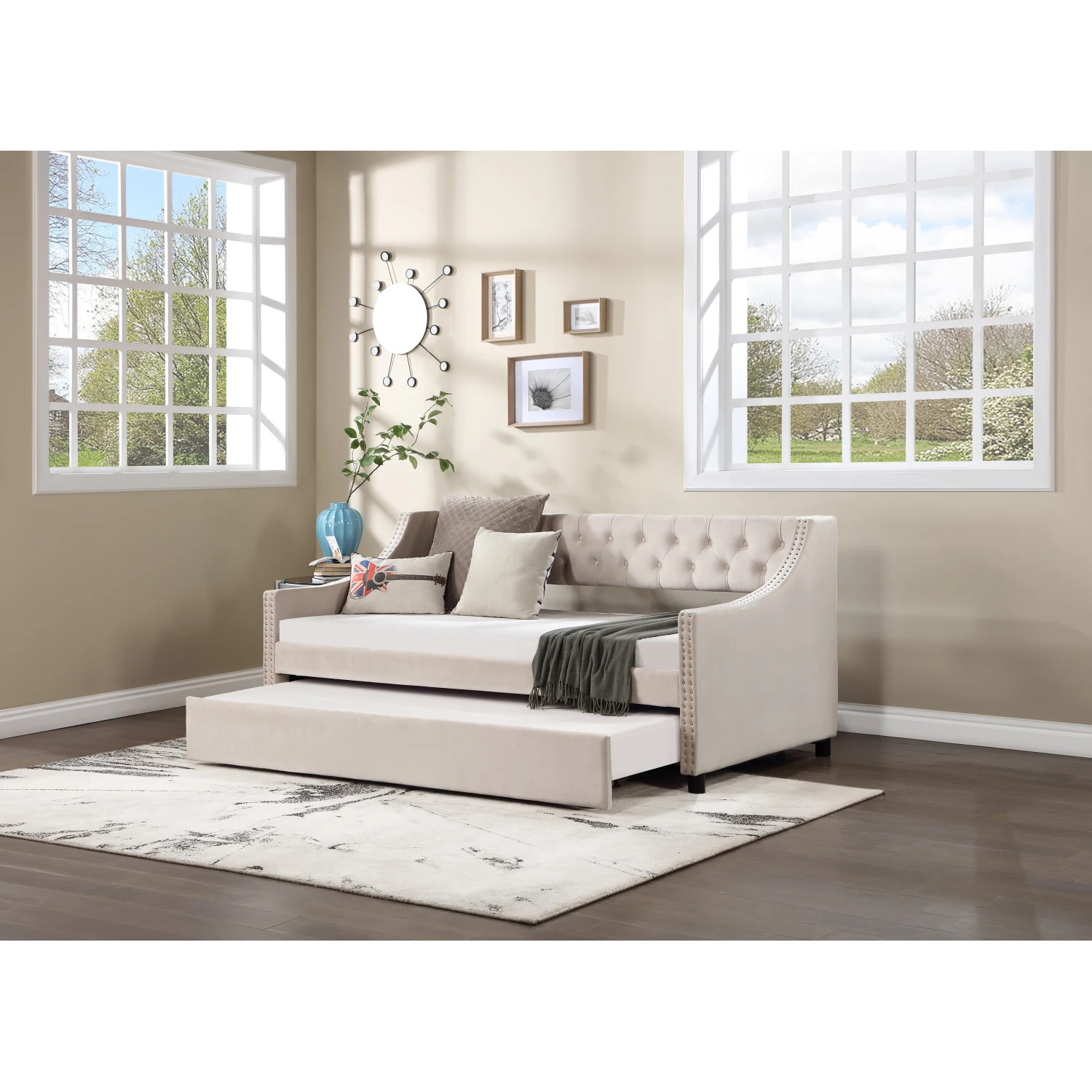 

Upholstered Daybed with Trundle, Twin Size Frame, Beige Velvet