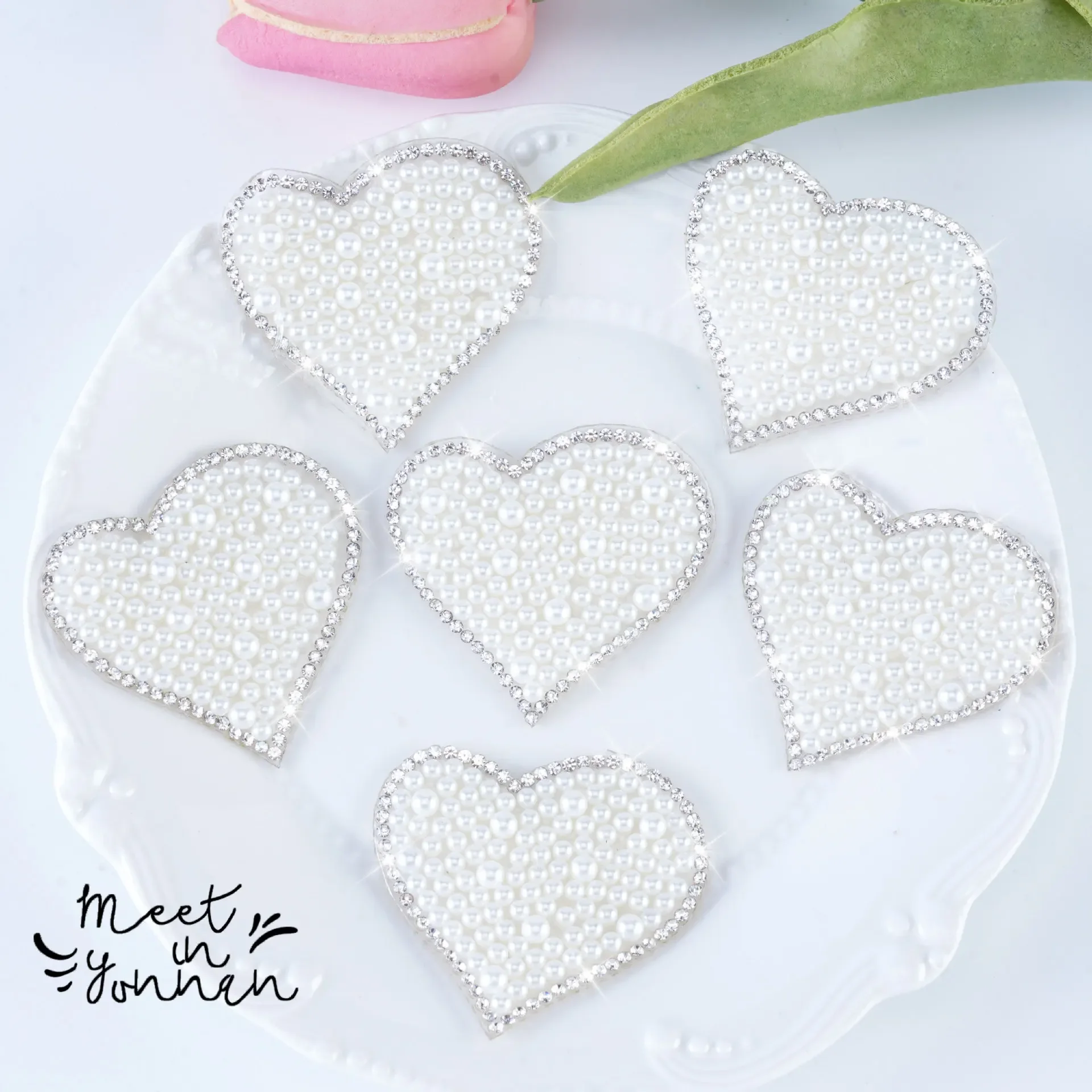 

2pcs Rhinestone Applique Adhesive Heart Diy Luggage Backpack Accessories Iron On Heat Transfer Cloth Fusible Patches Badges