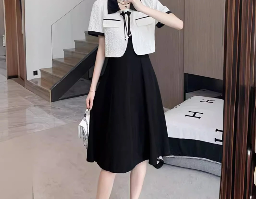 Age Reducing Temperament, Slim Fit, Slimming Effect, Buttoned Short Jacket Dress Two-piece Set