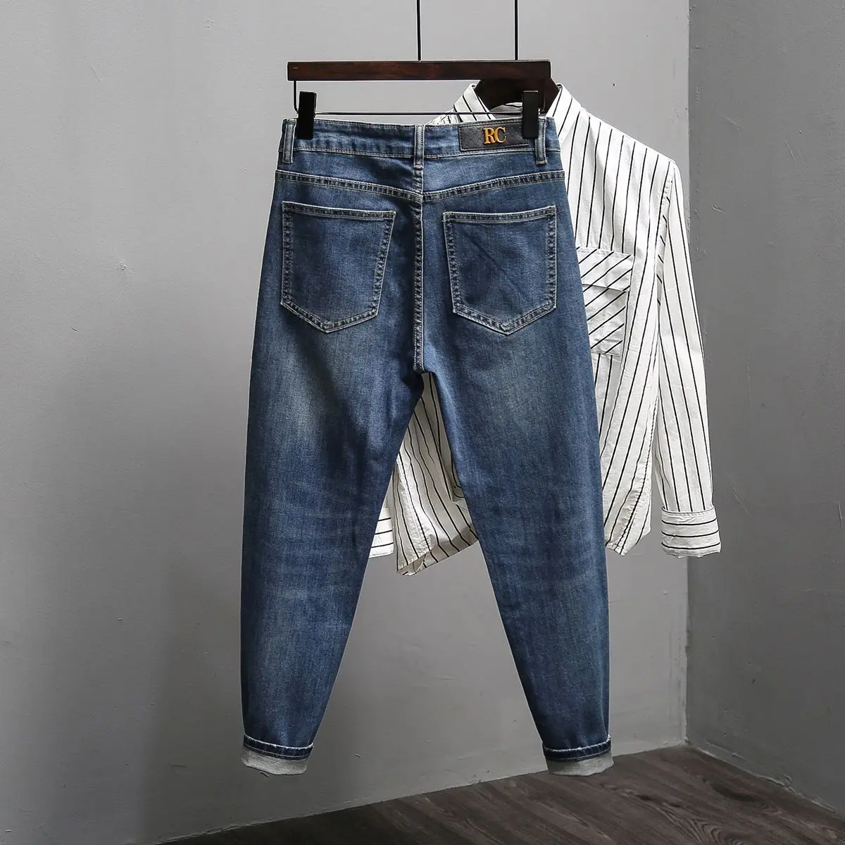 

Blue Slim Fit Men's Jeans Elastic Casual Cotton Stretch Denim mid Waist Zipper Closure Spring Summer All Seasons Comfortable