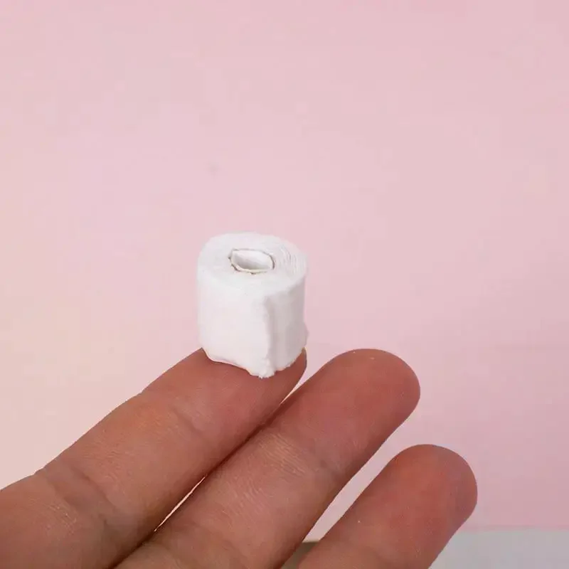 1/12 Dollhouse Simulation Mini Toilet Paper Kit Model Dollhouse Bathroom Scene Decoration Dolls House Pretend Play Toys