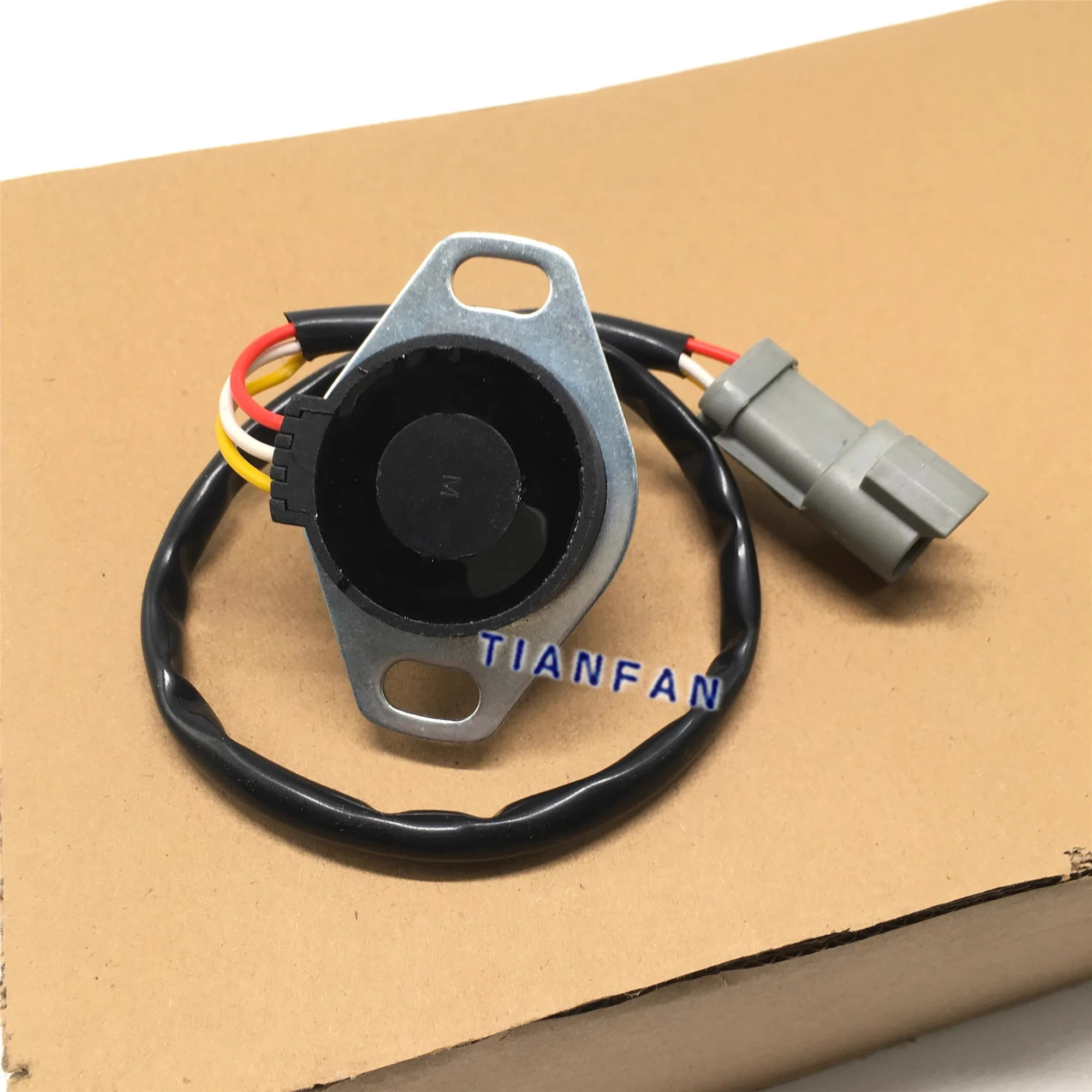 Throttle Motor Positioner Sensor 7861-93-4132 7861934132 for D155AX D275A D375A