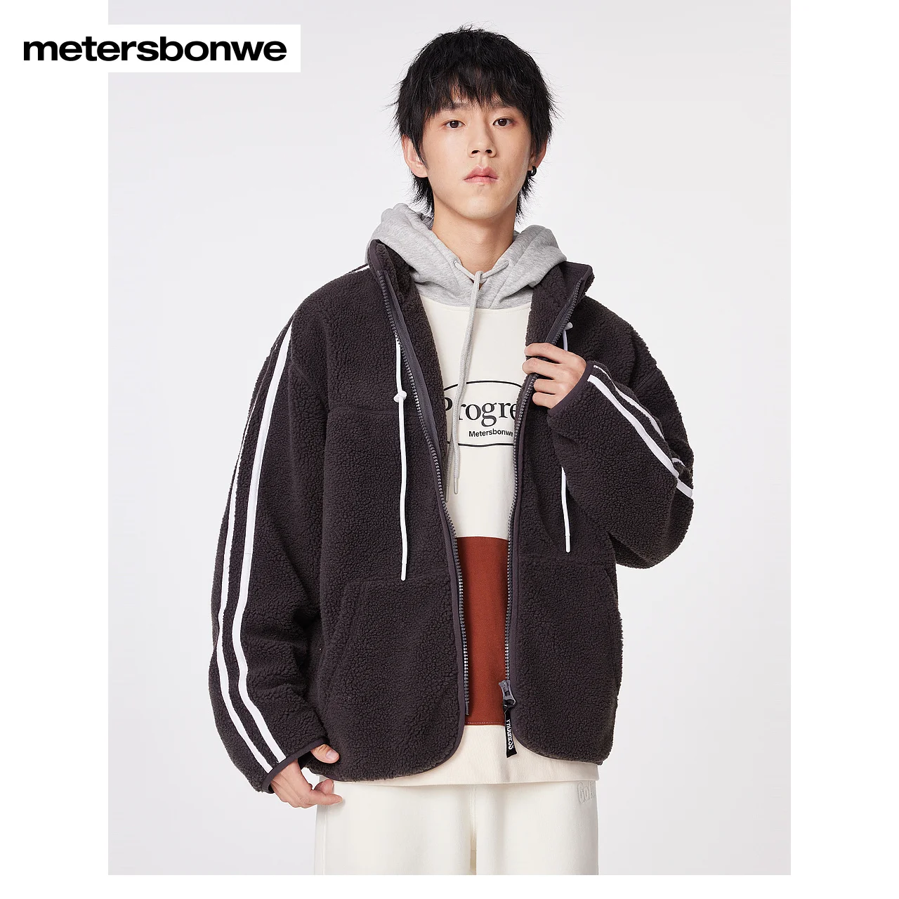 

Metersbonwe-Men's Stand Collar Imitation Lamb Wool Jackets Front Embroidery Drawstring Design Coat Youth Go Everything Winter