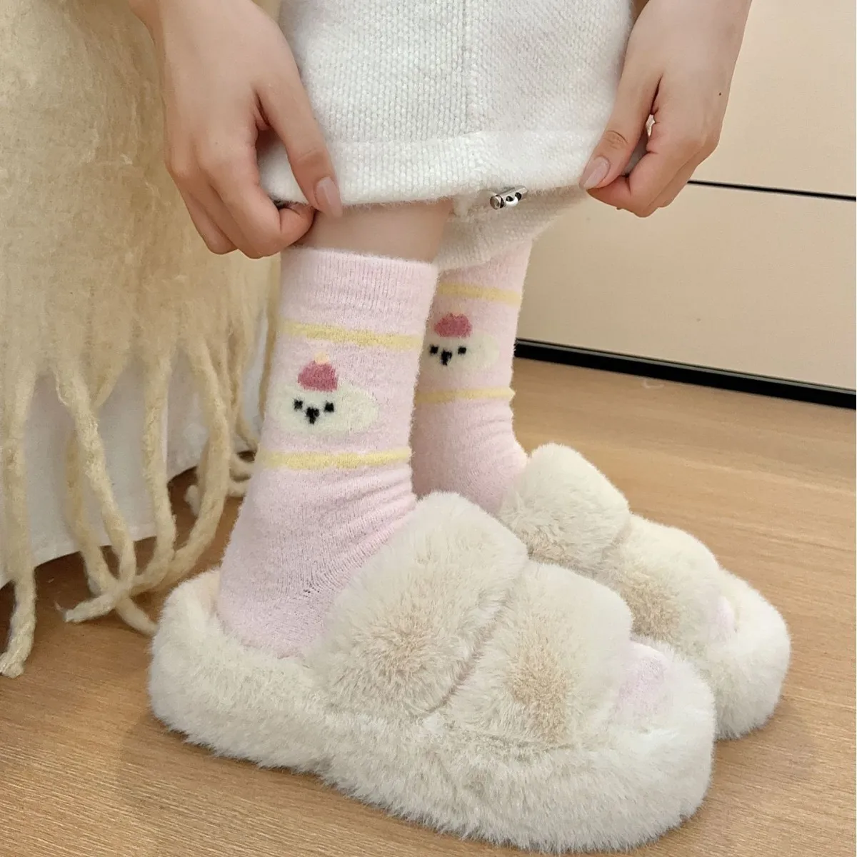Winter New Cute Hairy Women Medium Socks Thickened Home Warmth Lady Australian Velvet Sleep Socks