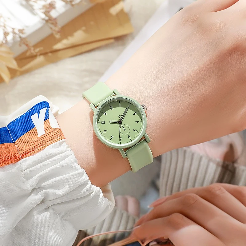 New Fashion Watch for High School Girls High School Students High Beauty Versatile Quartz Watch