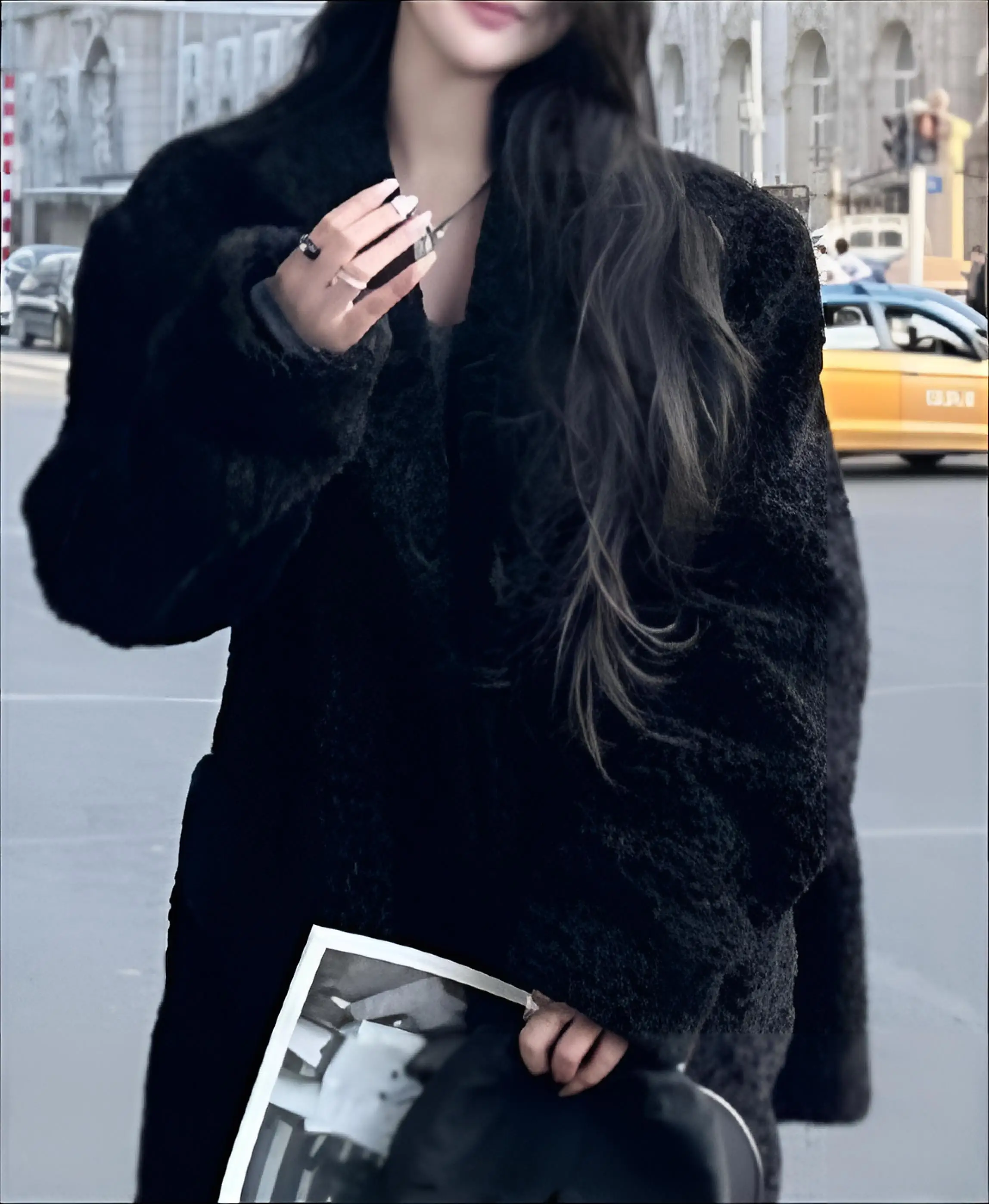 

Lamb Wool Jacket For Woman Western Simple Fancy Round Neck Button Detail Decorated Cuffs Sherpa Lined Anti Wind Freezing Stylish