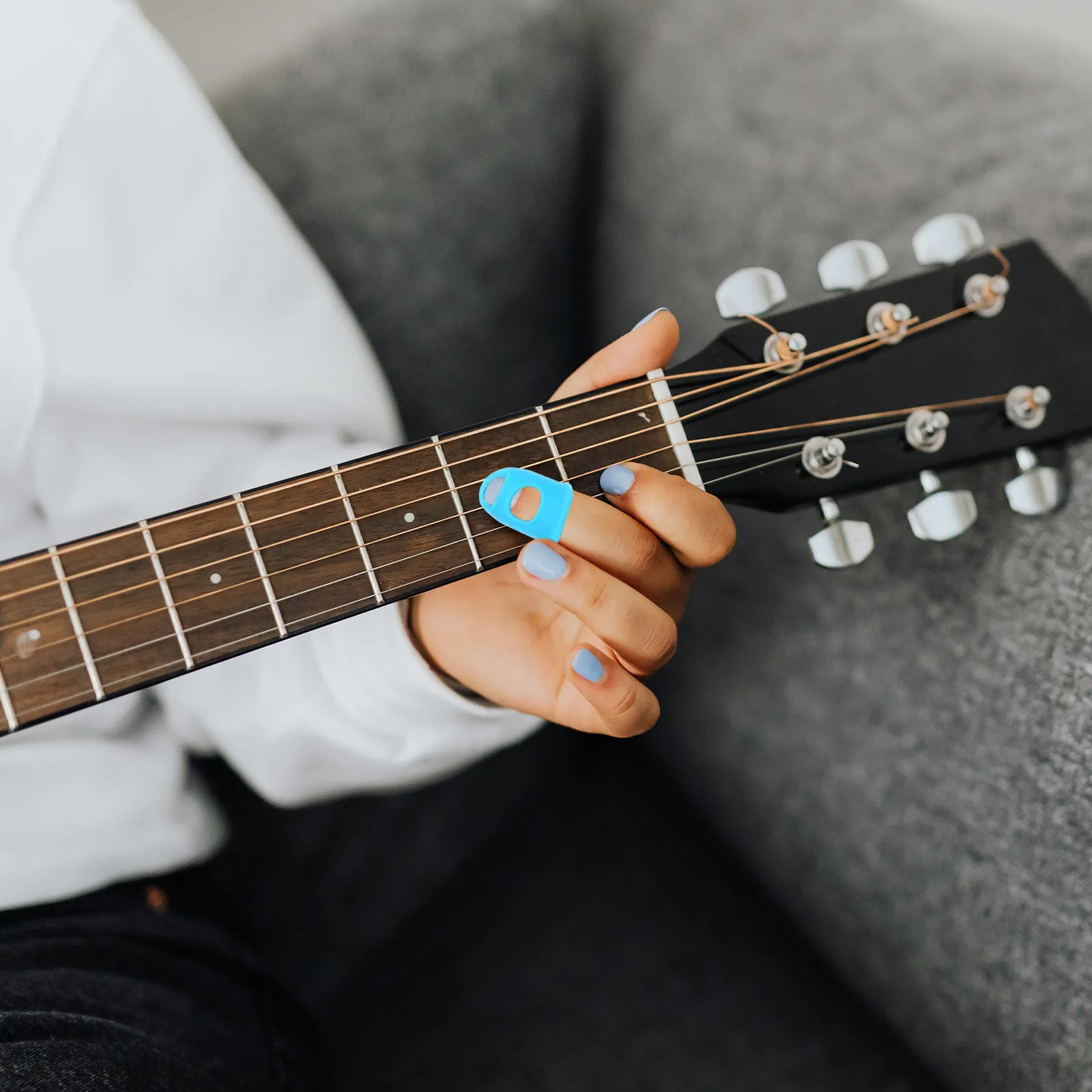 10pcs Food-Grade Silicone Guitar Fingertip Protectors – Comfortable, Odorless, Skin-Close Fit for Timbre Preservation
