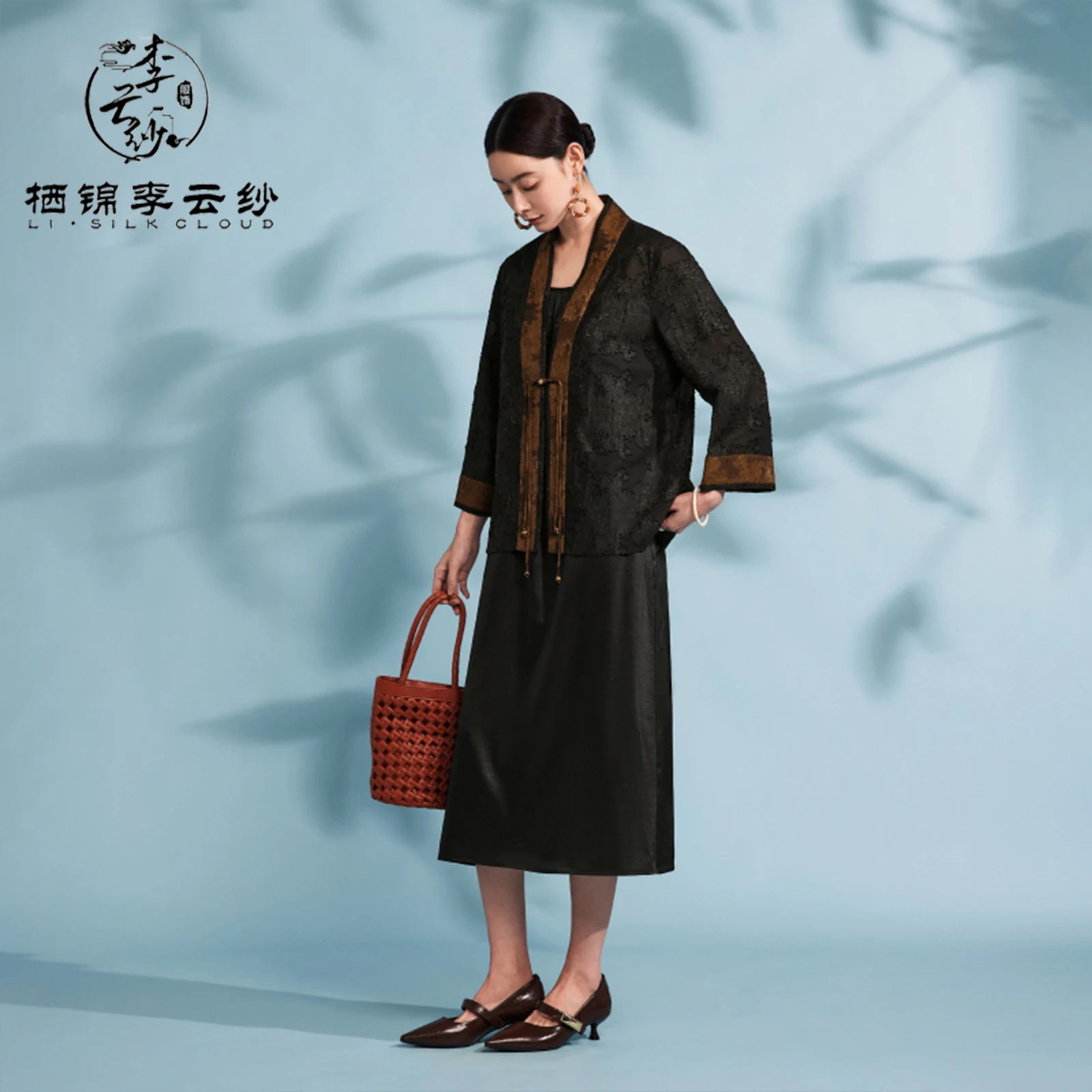LI SILK CLOUD 100% Mulberry Silk Xiangyunsha Outerwear - Guangdong Black Pearl  Guangdong GauzeChinese Classic Style