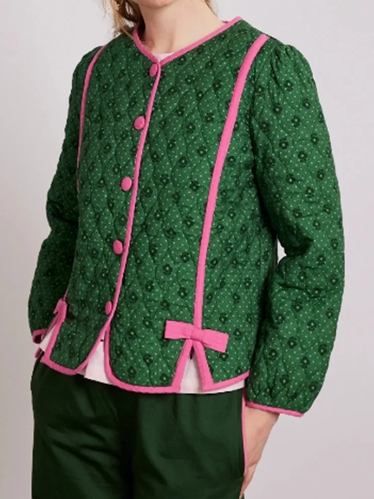 Veste matelassurera à col en V fendue pour femmes avec nœuds floraux 3D, nœuds floraux, coupe chic, boutons, streetwear haut, automne, hiver, 2024