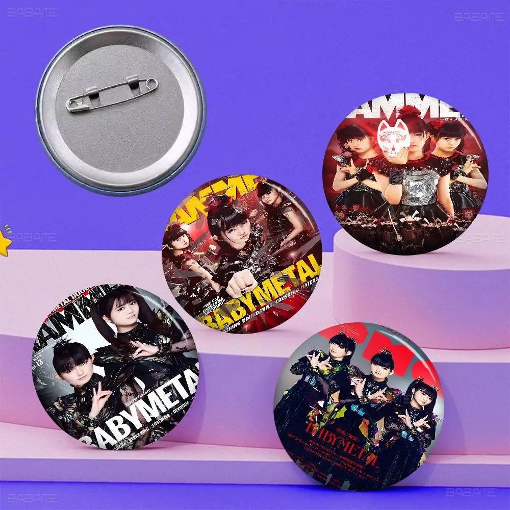 babymetal-японская-поп-группа-музыкальная-звезда-58-мм-животные-забавные-броши-значок-рюкзак-одежда-подарочный-аксессуар