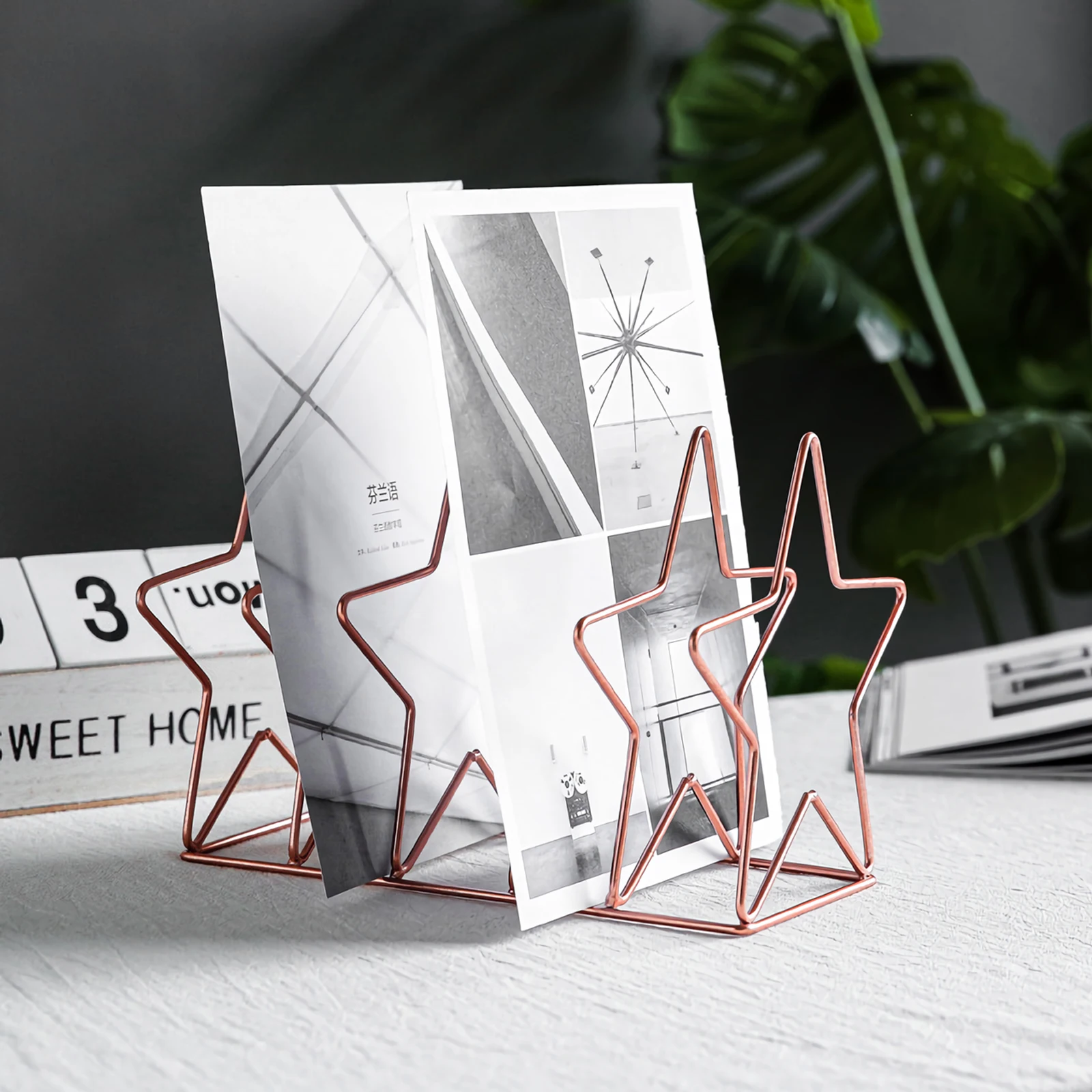 

Metal Five-pointed Star Ornament Book Rack Iron Wire Bookend Desktop Holding Shaped Storage Office
