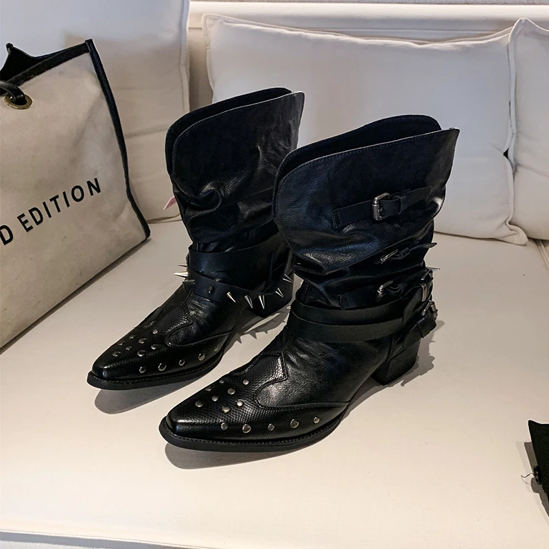 

Женские сапоги на высоком каблуке, четыре сезона, с острым рукавом, заклепками, металлической пряжкой, противоскользящие, износостойкие сапоги до середины икры