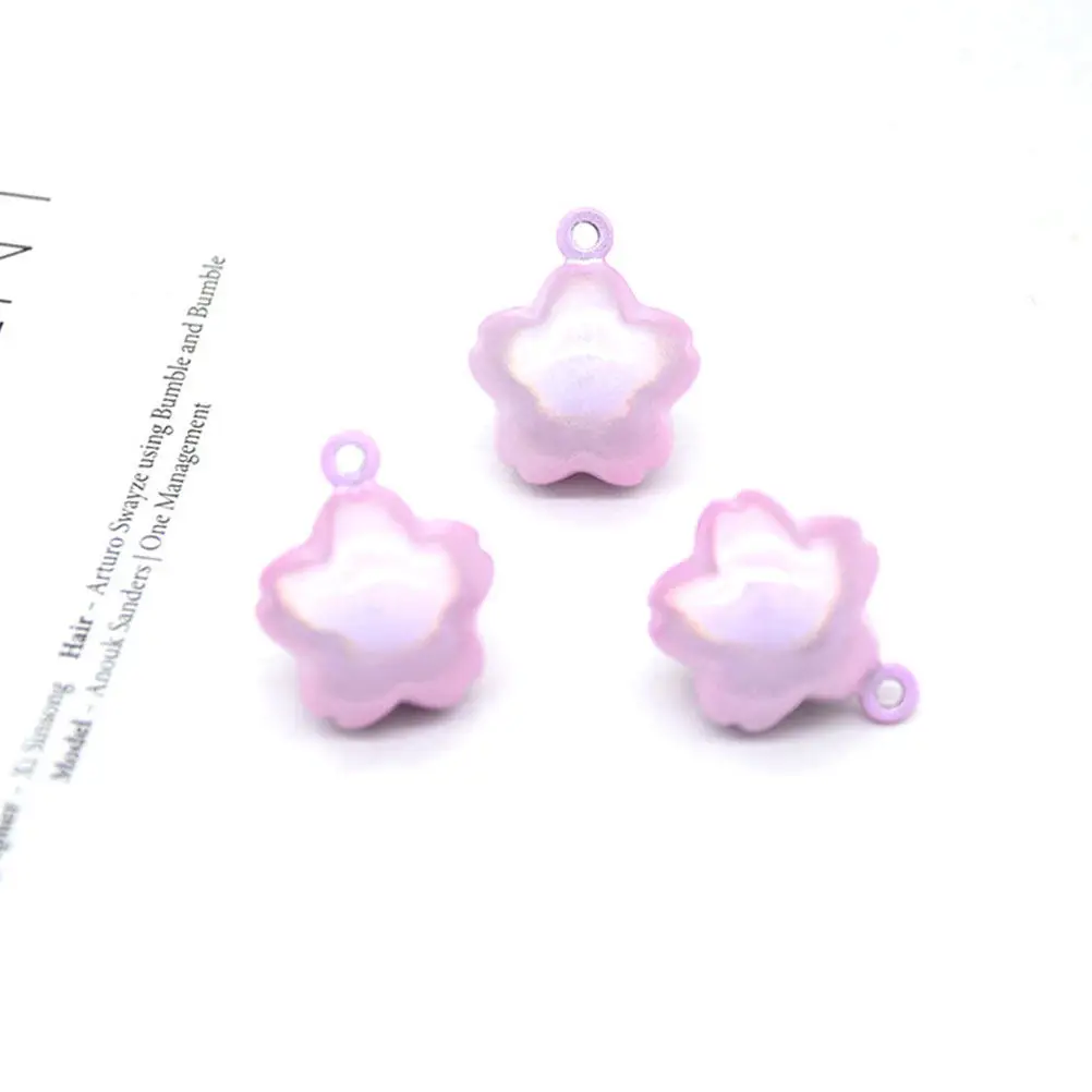 Pendentif japonais en forme de fleur de cerisier rose, clochette suspendue étanche pour bricolage, porte-clés, sac à dos, décoration artisanale