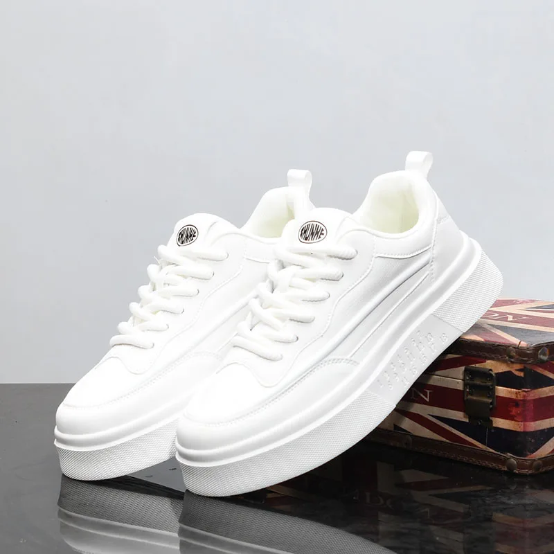 

Новые мужские дышащие повседневные кроссовки из сетки 2026 года, высококачественные мужские спортивные повседневные кроссовки с увеличенной подошвой и противоскользящим покрытием