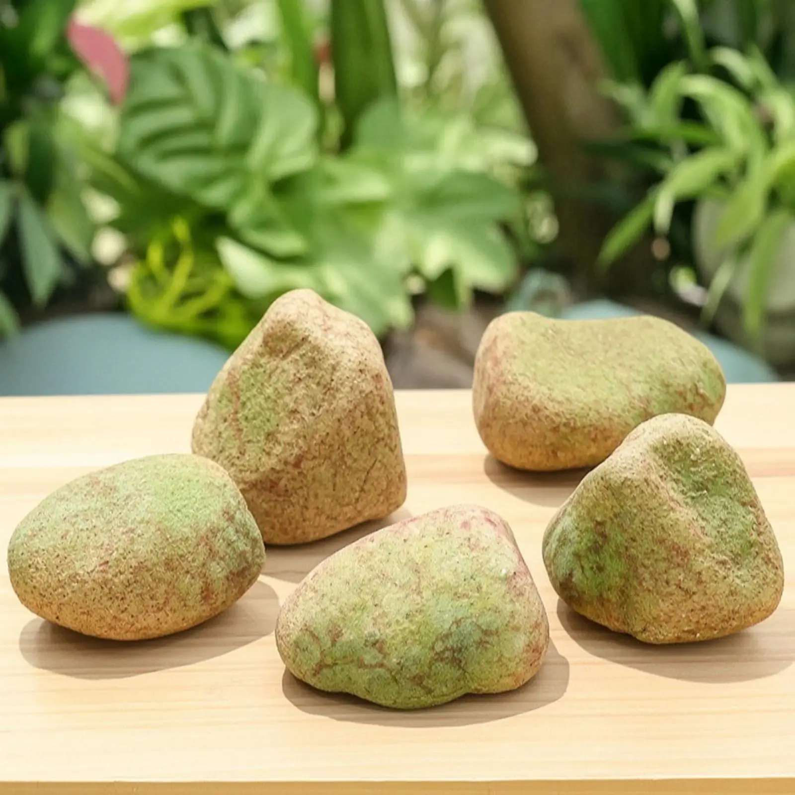 Realistic Faux Stone Display Irregular Speckled Rock Hollow Resin Foam Plastic for Terrarium Planter and Aquarium Decoration