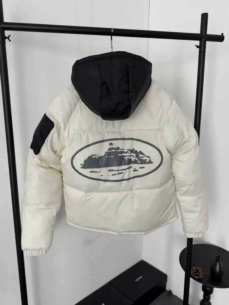 

Trendy Thiened Winter Sports down Cotton Jaet for Men And Women Warm Faionable Demon Island Sle Regular Fit Outerwear