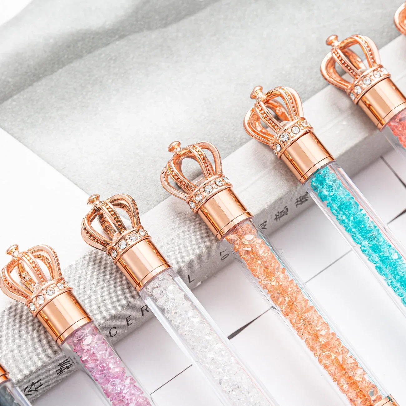 A20PCS Crown Crystal Ball Spot Wholesale Fashion Gift Advertising Crown Ball Pen