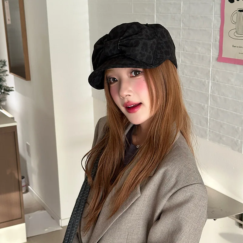 Koreanische personalisierte Leopardenmuster-Schleifen-Reitermütze, Frühling und Herbst, Retro-Britische Street-Fashion-Schirmmütze für Damen, Baskenmütze – Detail 1