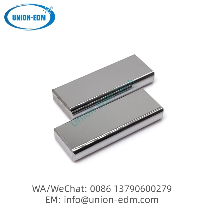 A290-8119-Z780 F008 4x12x26mm Contacto de alimentación inferior para piezas de desgaste Fanuc EDM