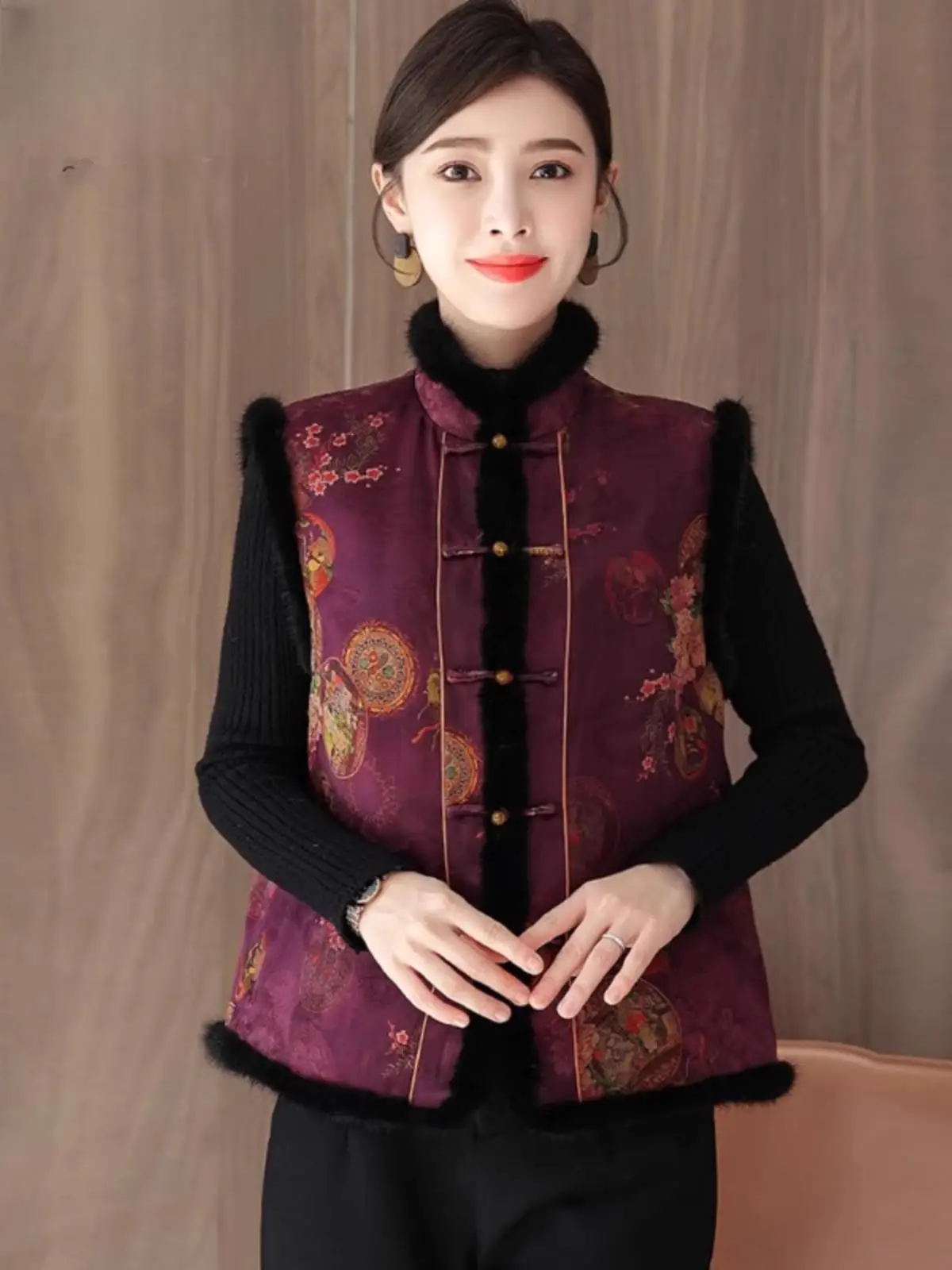 

Embroidered Chinese Costume Vest Thickened Warm Coat Women