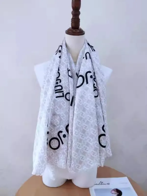 liu.LO Spring, summer, autumn and winter scarf holiday shawl scarf sun protection and warmth