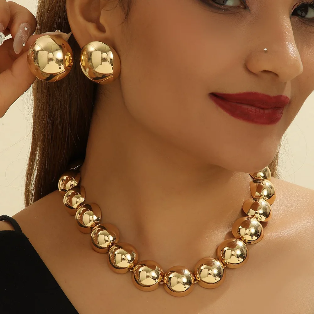 

Hip-Hop Retro Exaggerated Round Bead Chain Necklace Fashionable Individual Metal Trend Elegant Necklace Women Jewelry Accessory