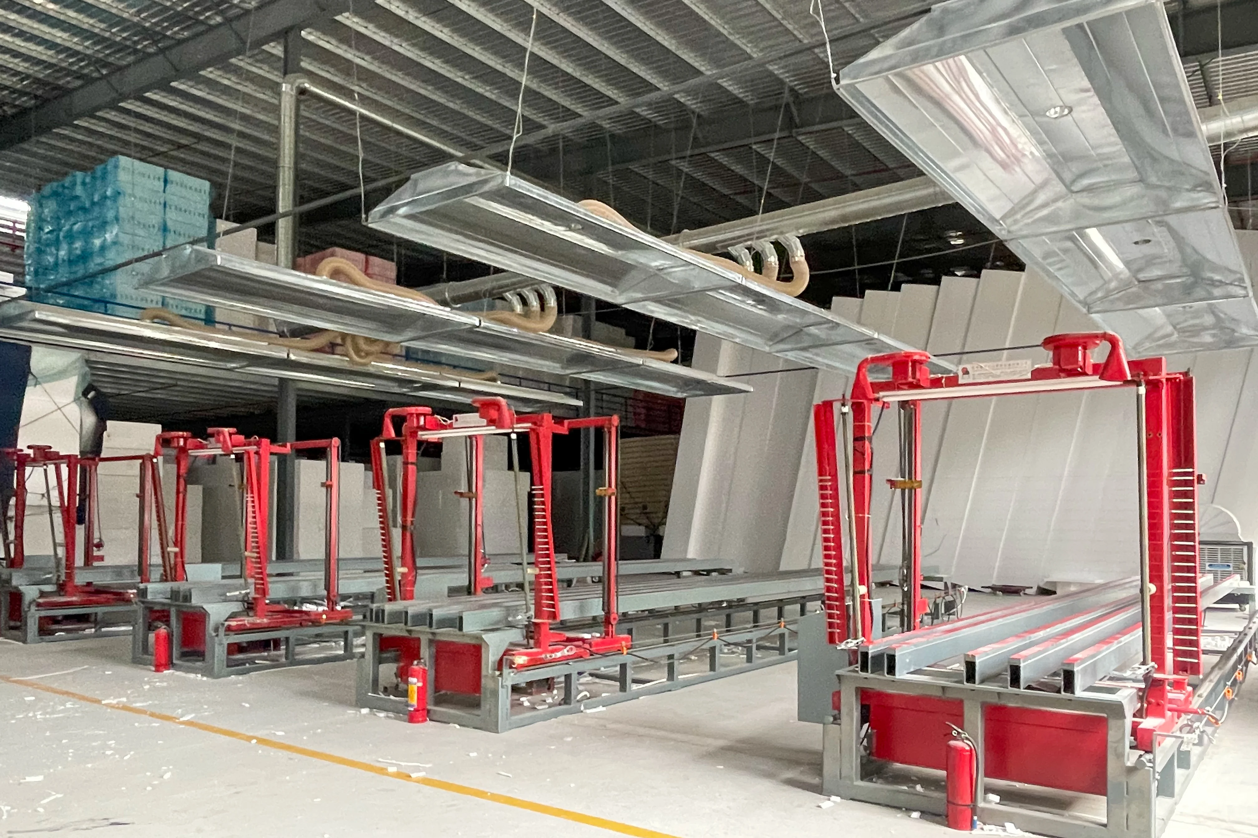 آلة قطع EPS عالية الدقة والفعالة من نوع B&C لـ #5