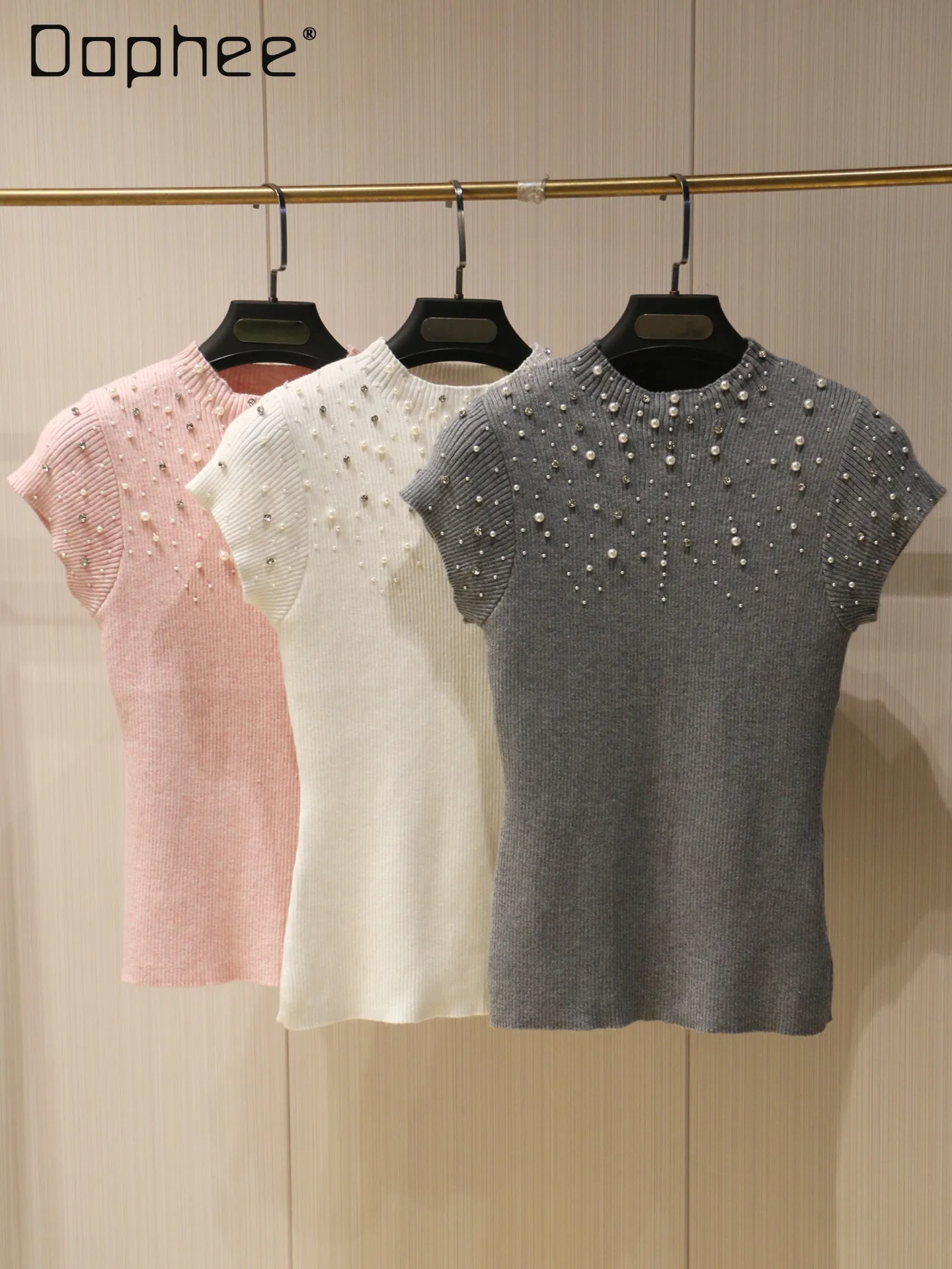 

French Heavy Industry Beaded Short-sleeved Knitted Sweater Women Chic Slim-fit Trend Stand-up Collar Top 2026 Spring Summer New