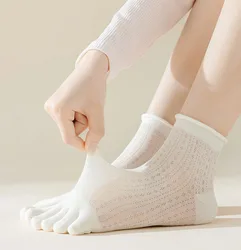 Summer Women Toe Socks Solid Mesh Breathable Thin Five Finger Socks Sweat-Absorbing Non-Slip Shallow Mouth 5 Finger No Show Sock