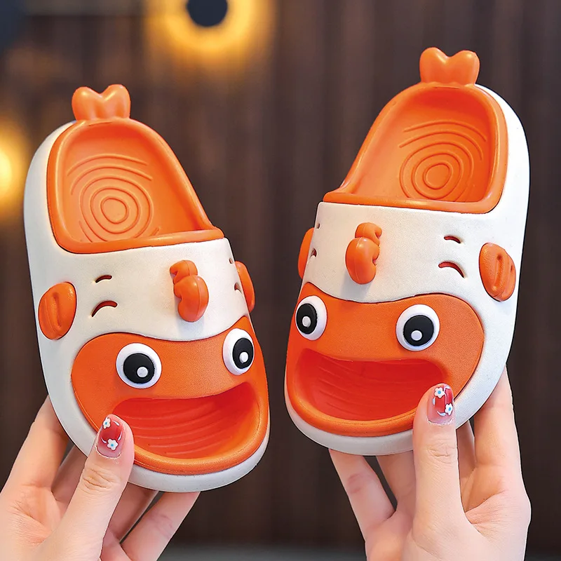 

Cartoon Slippers Children's Bathroom Sandals 2025 Summer Anti-slip Cartoon Slippers Resilience Comfort Platform Kids Slippers