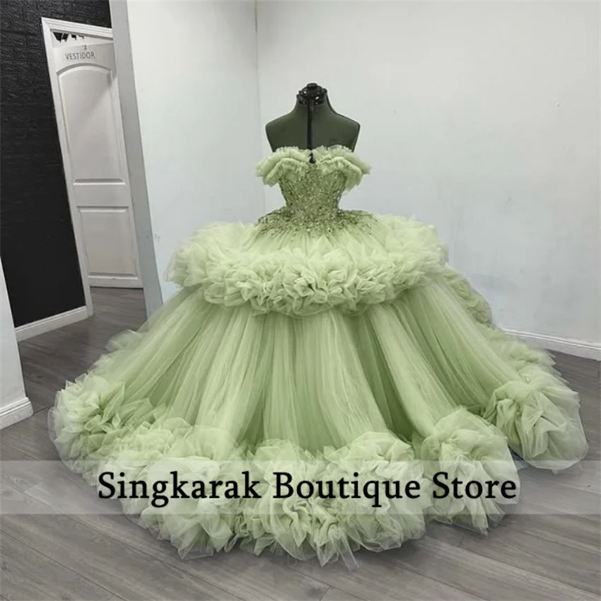 

Sage Green Breathtaking Ruched Quinceanera Dress for Girl Tulle Rhinestones Court Train Robe Quinceanera Rouge Customized