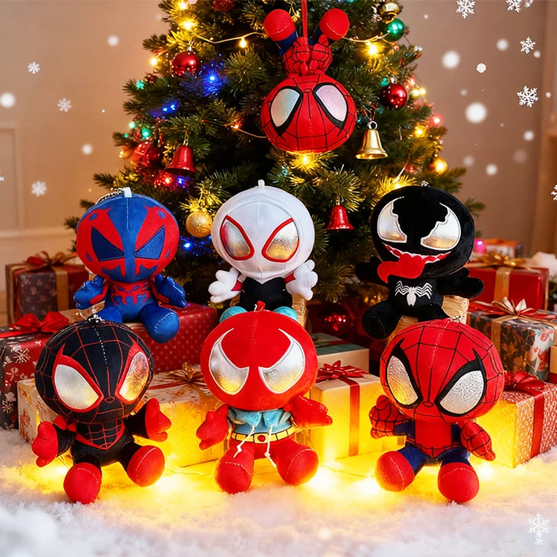 VENDITA CALDA Spider-Man bambola di peluche Anime figurine periferiche zaini pendenti ornamenti regalo di Natale a sorpresa per i bambini