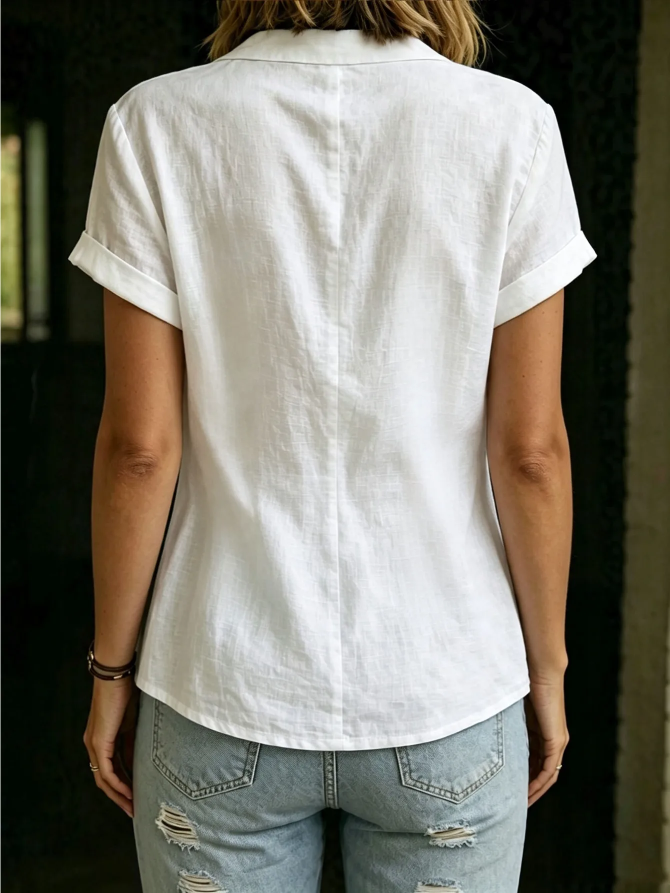 100% pure cotton women's top, pure cotton fabric is breathable and loose,and the side lace-up is knotted and closed at the waist