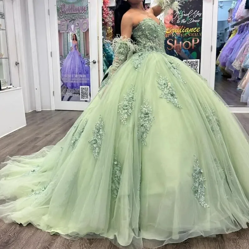 Vestidos de quinceañera verde salvia para niñas dulces 16, apliques de cuentas, Vestidos de baile de princesa de plumas, 15 Vestidos personalizados