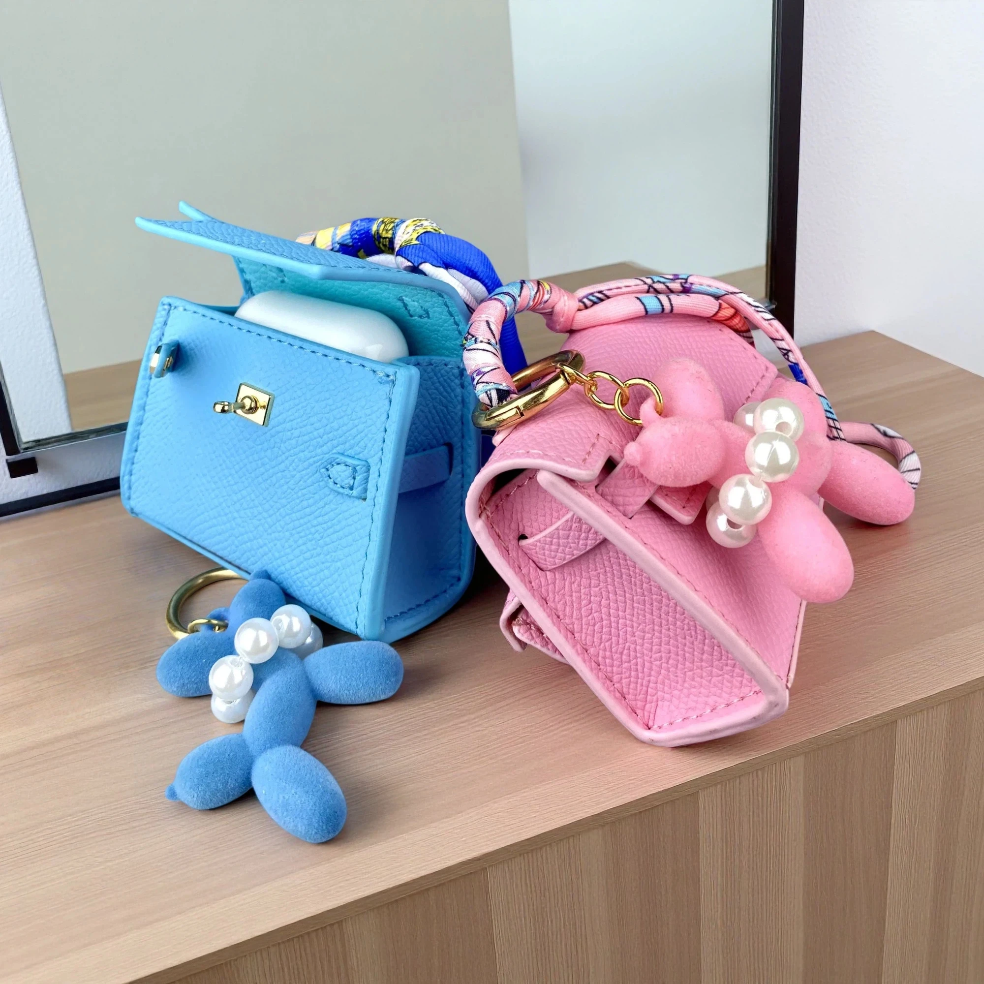 Double-Sided Opening Mini PU Leather Bag Charm, 2-Way Flip Coin Purse & Wireless Earbuds Case, Unique Bag Accessory for Handbag