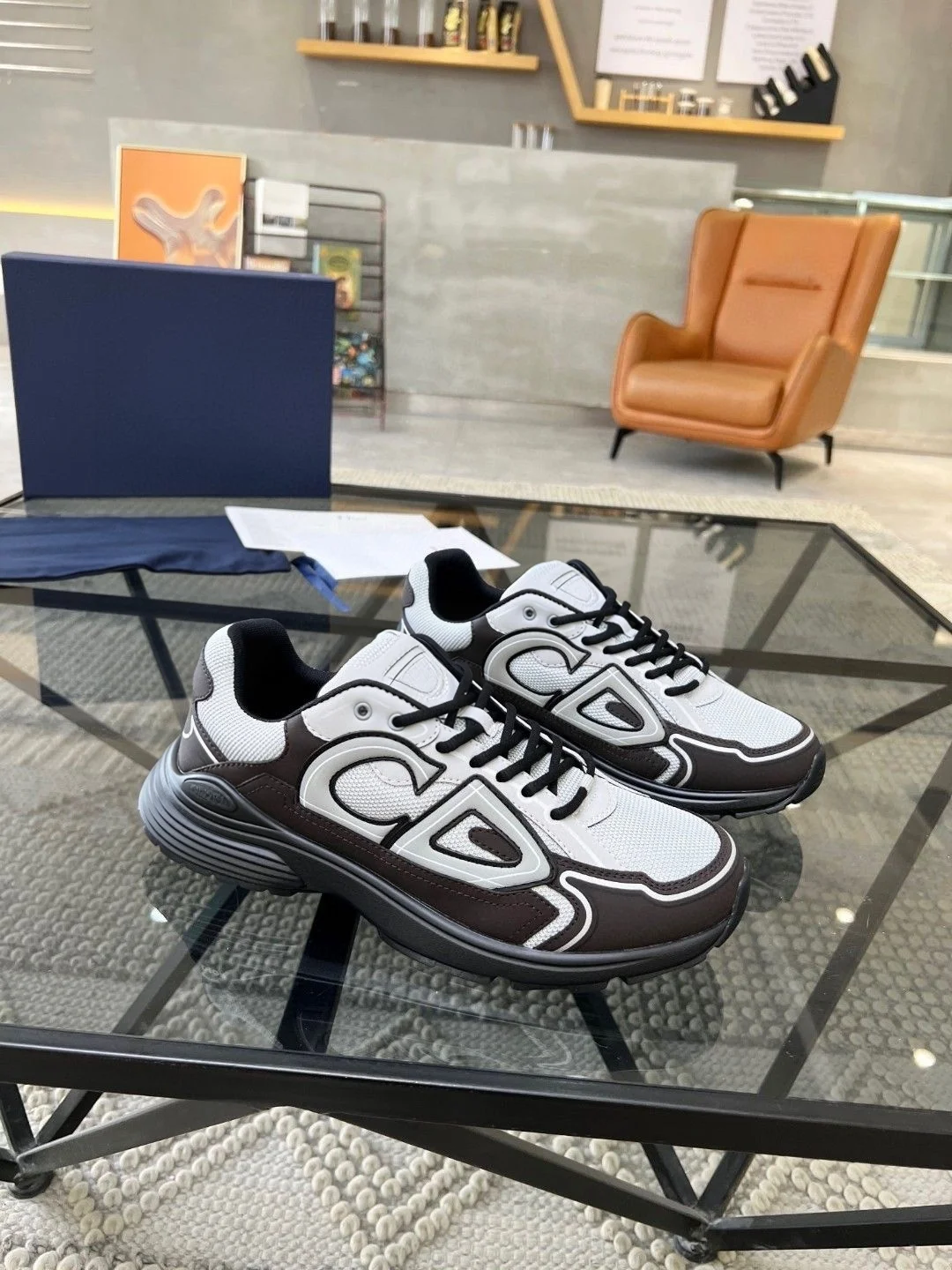 Light‑Step Unisex Skate Board Shoes Soft‑Sole Casual Sneakers Breathable Upper Anti‑Abrasion Non‑Slip Lace‑Up Footwear For Teenagers Men Women Urban Leisure Street‑Style Matches